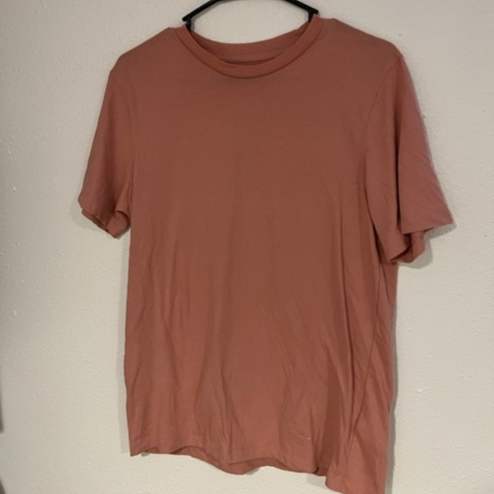 salmon pink t-shirt